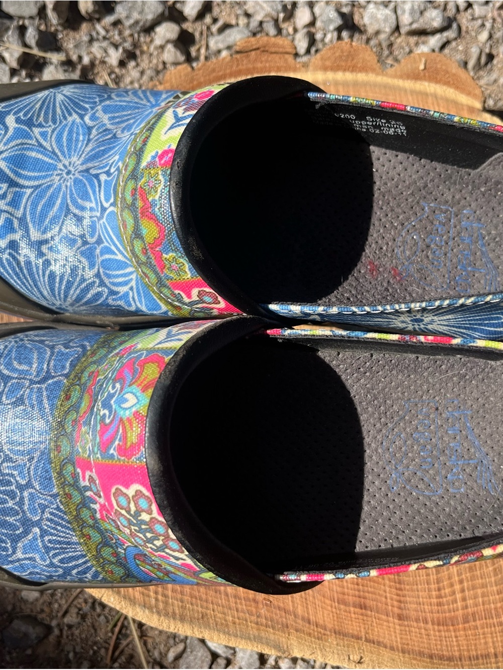 Dansko Women’s Slip-On Mules in Blue and Pink Floral